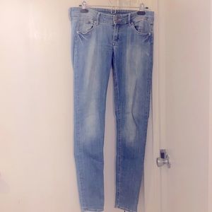 H&M’s &denim collection light blue Skinny Jeans